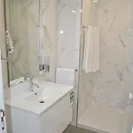 Edificio Charles 104 شقة