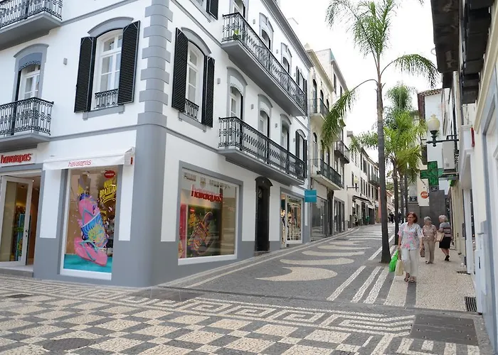 Edificio Charles 104 Φουνκάλ